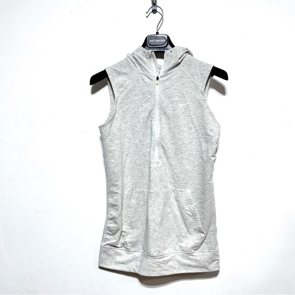 Nike Dri Fit Obsessed Light Gray Sleeveless Half Zip Am Hoodie Size XS - Picture 5 of 10